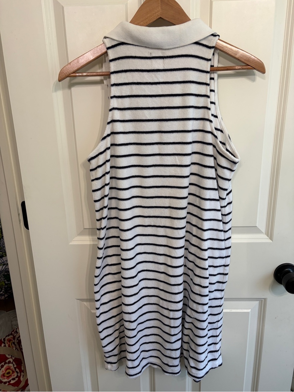 GAP size M White and Navy Striped Sleeveless terrycloth Swim Coverup Dress. - Picture 7 of 9